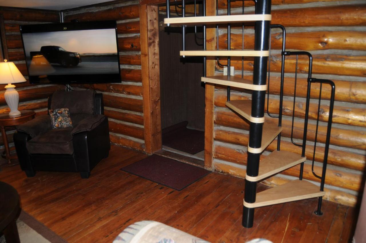 Yellowstone Motel - Adults Only - All Rooms Have Kitchens West Yellowstone Εξωτερικό φωτογραφία